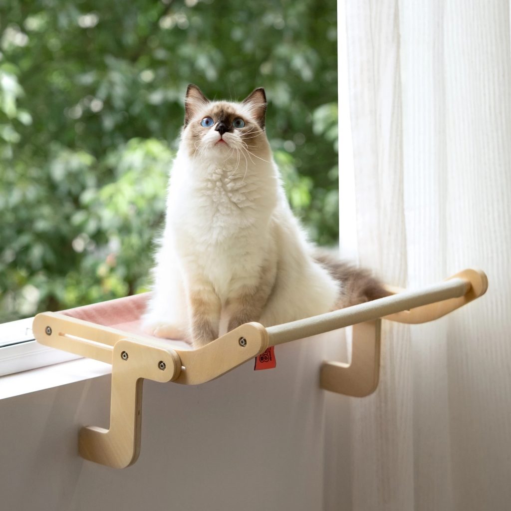 Revolutionize Your Cat’s World with the Mewoofun Pet Cat Window Perch – A Purr-fect View Awaits!